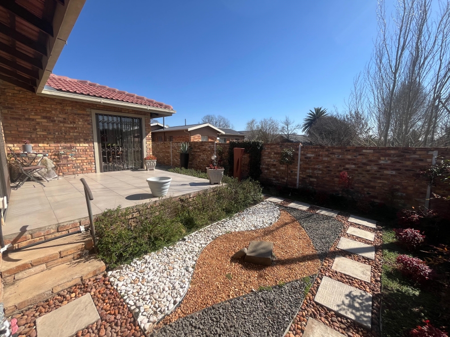 3 Bedroom Property for Sale in Frankfort Free State